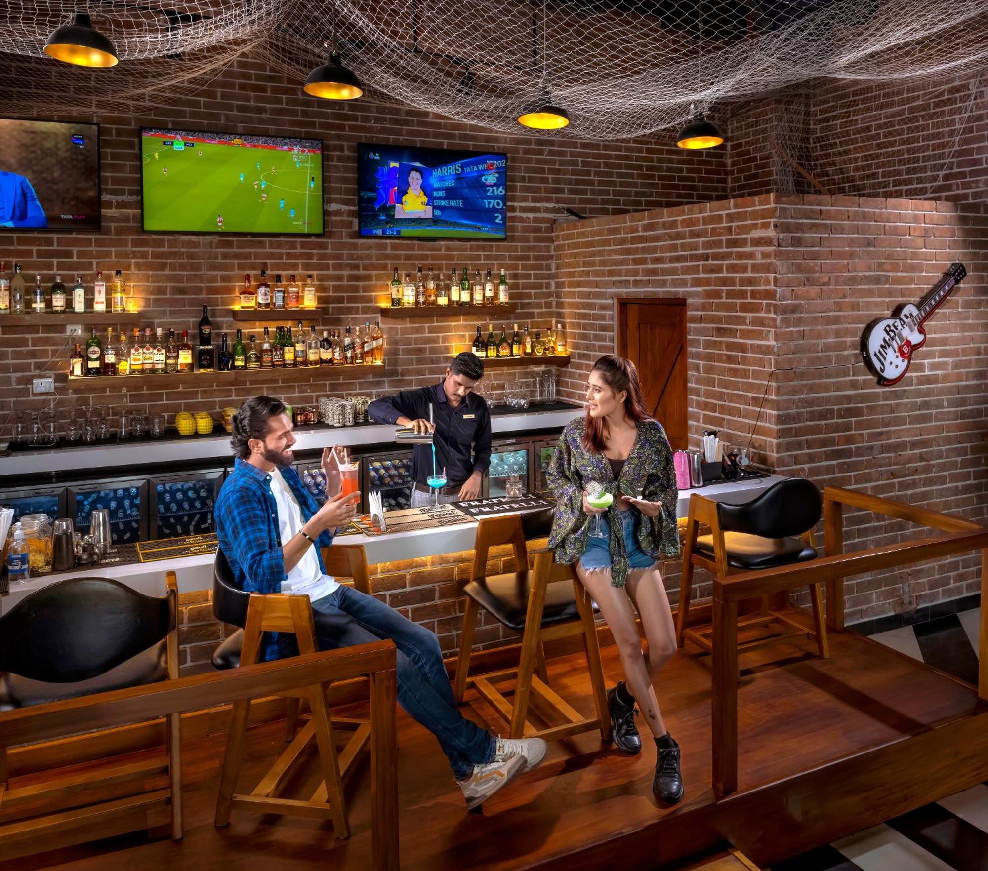 O By Tamara, Trivandrum Thiruvananthapuram Exteriör bild Bar